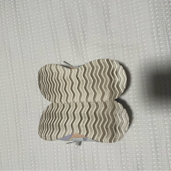 New Balance 237 - Picture 2 of 4